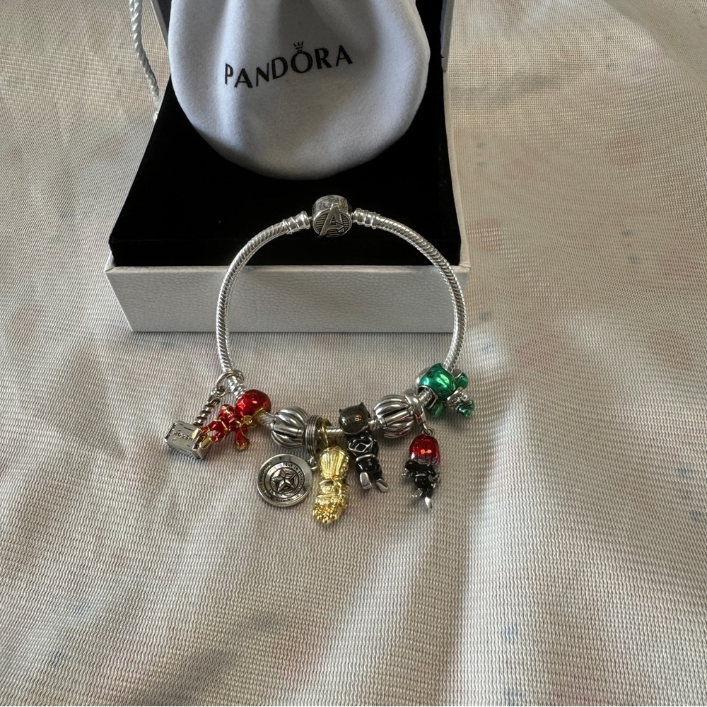 Pandora Marvel Heroes Burning Power Assembly Bracelet Set
